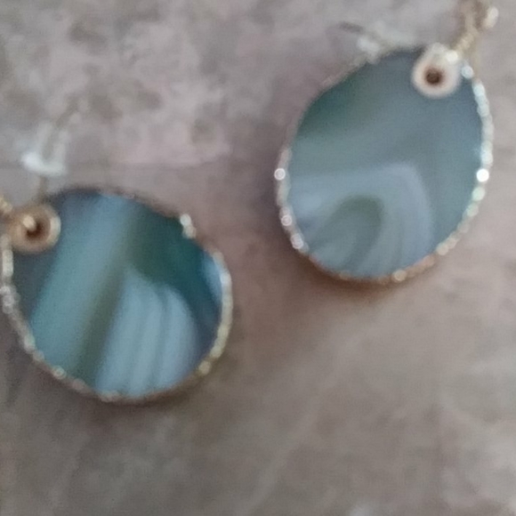 NWOT Agate Geode Stone Earrings - Picture 4 of 4